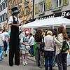 Das Bild zeigt den Straßenmarkt am Schweizer Feiertag im vergangenen Jahr. Anlässe wie dieser bieten sich auch 2025 im Raum Stockach.