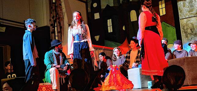 Bild 2: Großartiger Auftritt des Musical „Oliver Twist“ – Teil 2