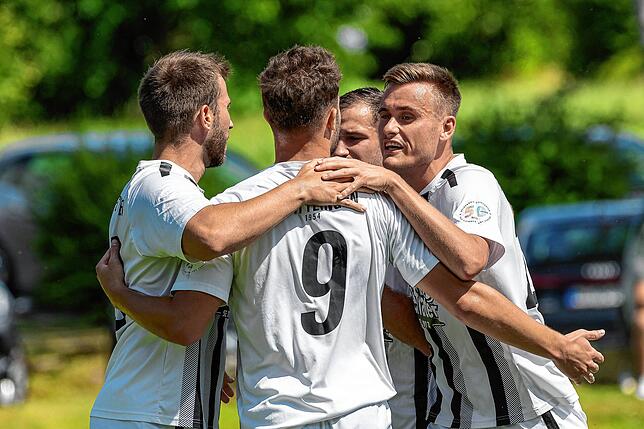 Bild 13: FC Wittlingen gewinnt Pokalpartie gegen FC Tiengen 08 mit 3:1 &ndash; wir haben Bilder!