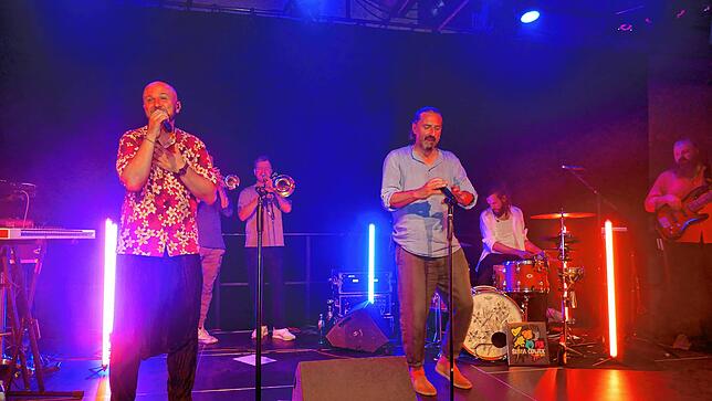 Bild 13: Šuma Čovjek Live in der alten Schlosserei – Die besten Bilder