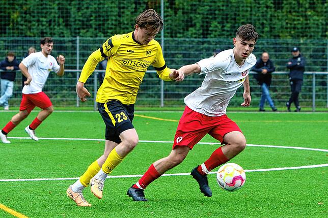 Bild 21: Spannendes Linzgauderby zwischen SC Pfullendorf II und SV Denkingen. Wir haben die besten Bilder!