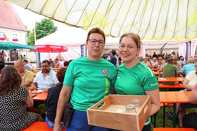 Bild 11: Das Dorffest in Aach-Linz lockt viele Besucher