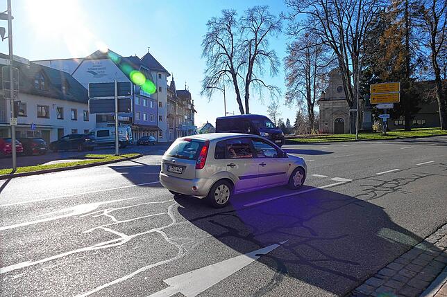Die Einmündung B 315/Rothausstraße könnte bei einer Zunahme des Verkehrs in Hauptbelastungszeiten an ihre Kapazitätsgrenze stoßen.