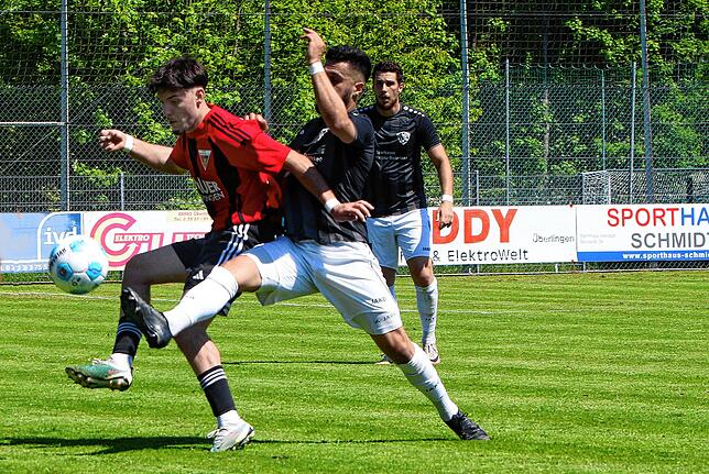 Bild 20: FC Überlingen gewinnt Nachbarschaftsduell gegen VfR Stockach. Wir waren mit der Kamera dabei!