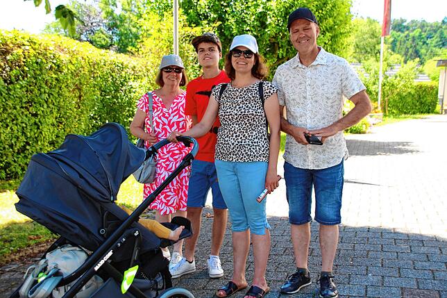 Bild 18: Dorf-Musik-Fest in Menningen mit buntem Programm und toller Stimmung: 850 Jahre Menningen und 125 Jahre Musikkapelle
