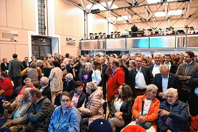 Bild 2: Bilder vom Wahlabend und dem Wahlsieg von Susen Katter in Stockach