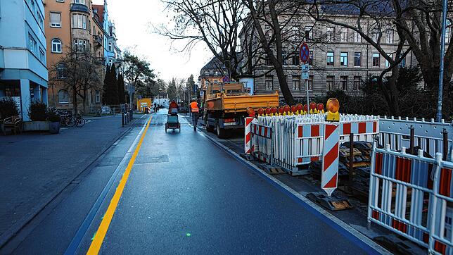 Die Schottenstraße wird ab dem 9. Januar vom Laubenhof in Richtung Fahrradbrücke zeitweise für den Autoverkehr gesperrt.