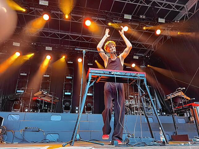 Bild 14: Johannes Oerding tritt in Meersburg auf: 4.000 Fans feiern begeistert