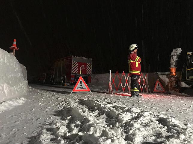 Polizeiabsperrung auf der Schwägalp nach dem Lawinenabgang