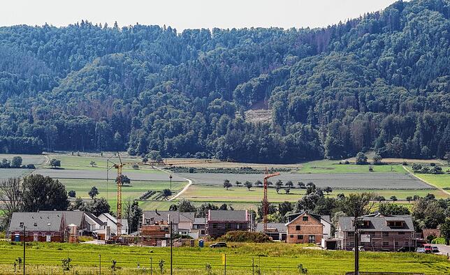 Der Stadtteil Bohlingen wächst weiter. Im Neubaugebiet Hinterhof III sind 44 Bauplätze an Familien vergeben worden.