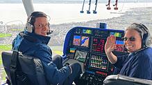 Die Zeppeline sind wieder über Friedrichshafen unterwegs. Auf den Foto zu sehen sind Zeppelinpiloten-Anwärter Marco Krug sowie ...
