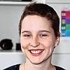 Theresa Bail ist das Lachen trotz ihrer Erkrankung nicht vergangen. Sie will das Positive im Leben sehen. In der Reha in der ...