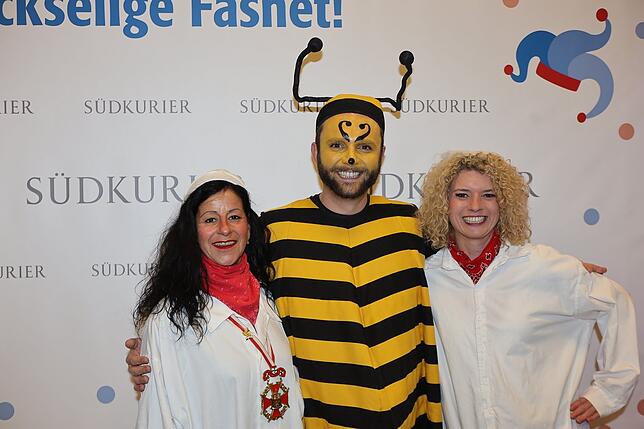 Bild 25: An der SÜDKURIER-Fotowand: Das sind die Gäste der Fernsehfasnacht (Teil 4)