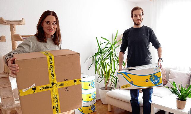 Ein Umzug durch viele Bundesländer mit unterschiedlichen Corona-Bestimmungen: Carmen und Torben Schultz kamen von Schleswig-Holstein ...