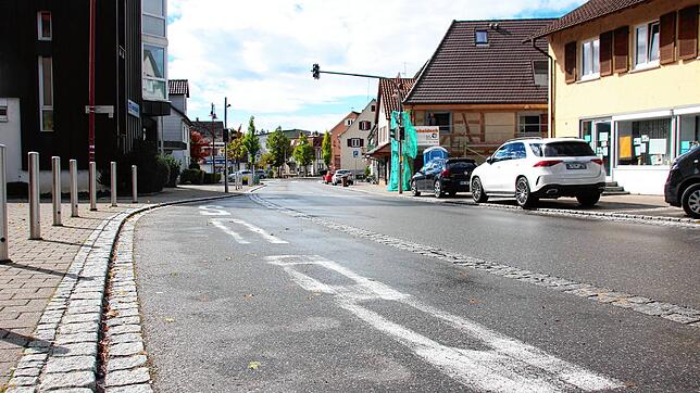 Die Hauptstraße in Ludwigshafen. Hier sollen bald die Sanierungsarbeiten beginnen. Es werden Wasserleitungen ausgetauscht, die Fahrbahn ...