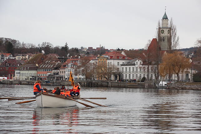 Fünfe Küchlinfahrt der Überlinger Narrenzunft von Überlingen auf die Mainau.