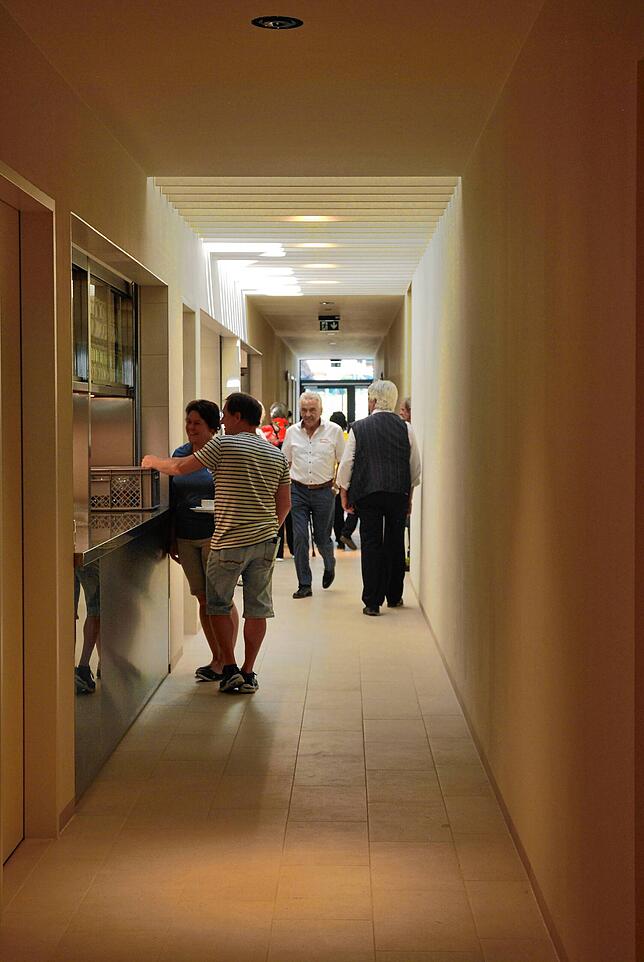Bild 8: Bilder vom Einweihungsfest der Klettgau-Halle in Geisßlingen