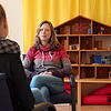 Anja Menner von der Hilfsorganisation Wendepunkt, hier im Gespräch mit ihrer Kollegin, arbeitet mit Kindern, die Opfer sexueller Gewalt ...