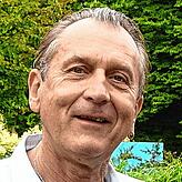 Dieter Bös, seit Jahrzehnten im Geschäft als Konzertveranstalter, sagt: Das Bodensee-Stadion in Konstanz gehört für Konzertproduktionen ...