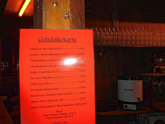 Getränkekarte der großen Christbaumschänke.