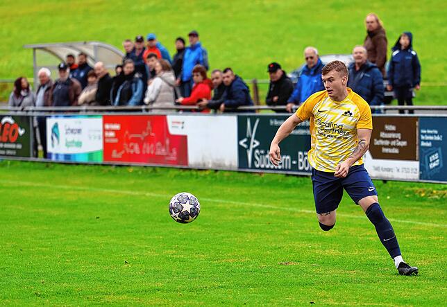 Bild 2: Die besten Bilder der Landesliga-Partie zwischen der SG Dettingen-Dingelsdorf und dem SV Geisingen