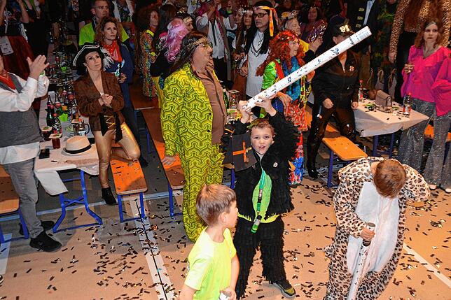 Bild 29: Bilder vom Urviecher-Ball in Bad Dürrheim
