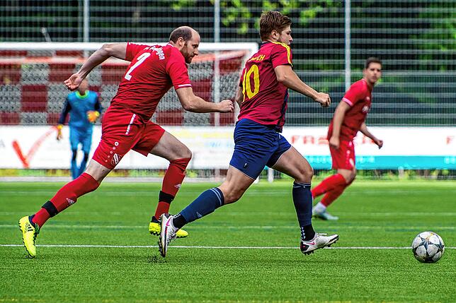 Bild 29: FC Bergalingen feiert den Titel durch einen 3:2-Sieg gegen den SV Buch II &ndash; und wir haben Bilder!