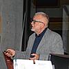 Historiker Fredy Meyer spricht bei einem Vortrag über die Grafen von Nellenburg im Hoch- und Spätmittelalter. Bild: Cornelia Giebler