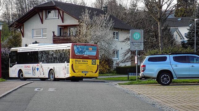 Der Umbau des Buswartehäuschens in der Schulstraße Niederhof bleibt trotz Sparzwang im Haushalt 2024. Bild: Brigitte Chymo