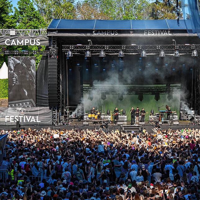 Am 10. und 11. Mai ist das Konstanzer Bodensee-Stadion wieder zur Festival-Arena geworden. Mehr als 20.000 Menschen feierten beim ...