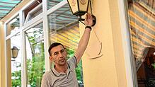Kabel durchgebrannt, kein Licht für die Außengastronomie: Minsad Dalipi vom La Piazza hofft, dass nun bald ein Handwerker den Schaden ...