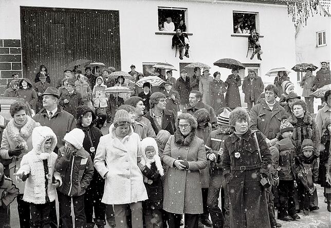 Treffen der Schwarzwälder Narrenvereinigung in Pfohren, etwa 1978