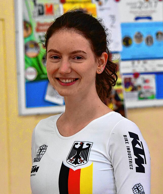 Anika Papok (18) möchte im kommenden Frühjahr ihr Abitur am Ernährungswissenschaftlichen Gymnasium in Waldshut bestehen.