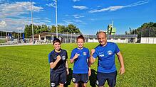 Die U17-Juniorinnen des Hegauer FV dürfen zum ersten Mal im DFB-Pokal antreten (von links nach rechts): Cora Andris (Trainerin), Luisa ...