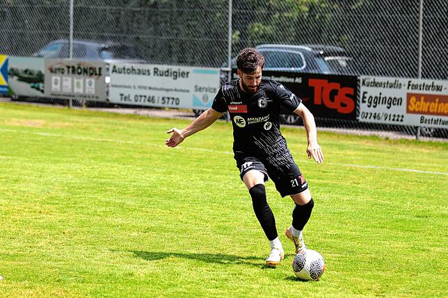 Bild 10: U19 des SC Freiburg gewinnt Test in Eggingen gegen den SV Schaffhausen mit 4:1 – wir haben Fotos!