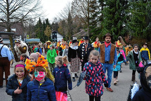 Bild 9: Bilder vom schmotzigen Dunschtig in Hepbach und Leimbach