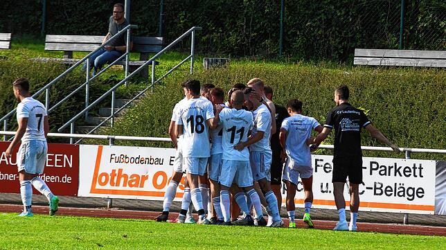 Bild 8: SV 08 Laufenburg siegt in Unterzahl gegen den SV Kirchzarten &ndash; und wir haben Bilder!
