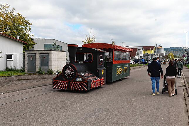 Bild 5: Volles Programm beim Gewerbetag in Salem