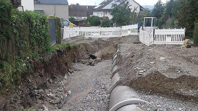 Bild : Unwetterfront: Frickingen kommt mit &bdquo;blauem Auge&ldquo; davon