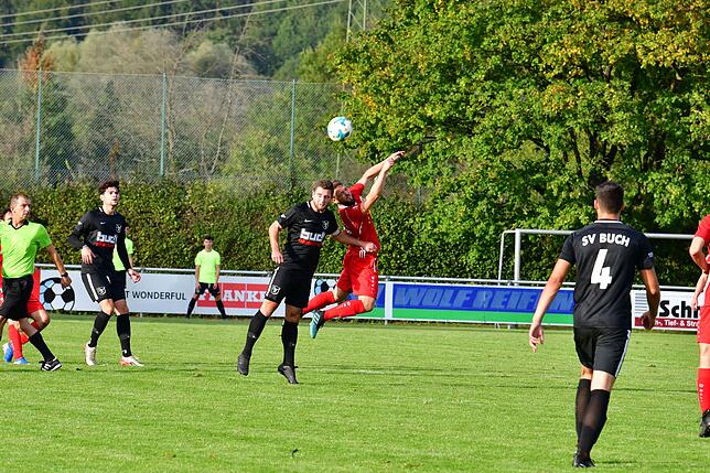 Bild 31: FC Wallbach muss mit einem 1:1 gegen den SV Buch zufrieden sein &ndash; und wir haben Bilder!
