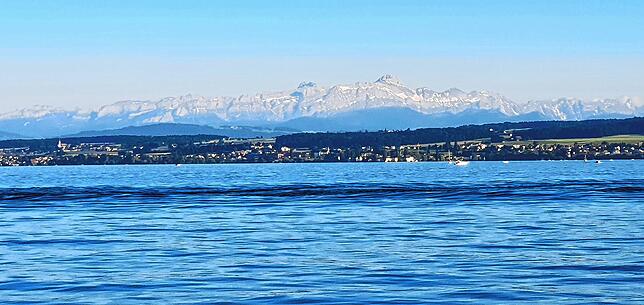 Der mächtige Säntis, aufgenommen von der Strecke der Autofähre Konstanz-Meersburg. Dieses Bild ist bereits ein paar Wochen alt &ndash; ...