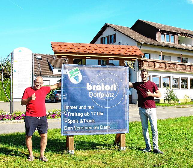 Das Schild Braotort Dorfplatz der Arbeitsgruppe Belebung Ortsmitte Dangstetten.