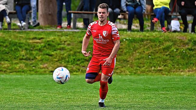 Bild 7: FC Schlüchttal besiegt den TuS Efringen-Kirchen mit 4:2 – und wir haben Bilder!