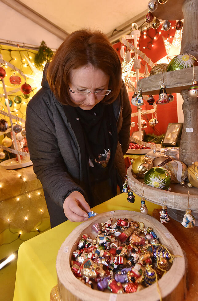 Weihnachtsaccessoirs und Geschenke für jeden Geschmack bieten eine riesengroße Auswahl.