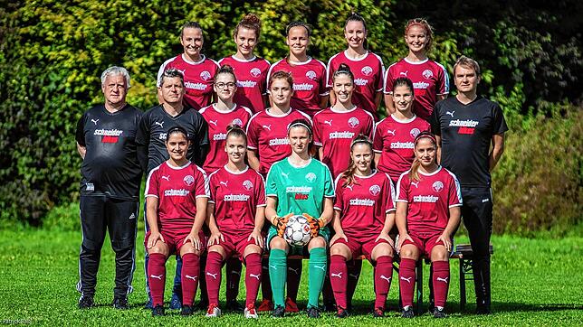 Erfolgreiches Team: Spielerinnen und Trainerteam planen beim Verbandsligisten FC Hochrhein bis Sommer 2021 gemeinsam.