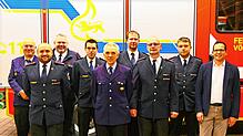 Ehrungen und Beförderungen (von links): Markus Stifter, Daniel Weisser, Gesamtkommandant Ralf Heizmann, Thomas und Ewald Scherzinger, ...