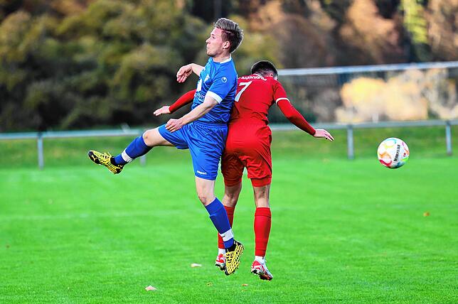 Bild 13: Die besten Bilder vom Bezirksliga-Spitzenspiel zwischen Möhringen und Tennenbronn