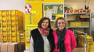 Manuela Müller-Choinowski (links) und Sandra Bühler aus der Post-Filiale in der Überlinger Hochbildstraße.