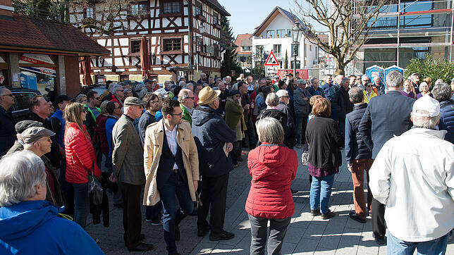 Darüber, dass die Bachstraße viel Potential aufweist, jedoch der Begriff "Einfügen" für die Neubauten am Hirscheneck sehr großzügig ...