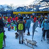 Das Winterwetter Anfang Januar lädt viele Wintersport-Fans in die trotz Corona-Pandemie geöffneten Gebiete der Schweiz. Wie in ...